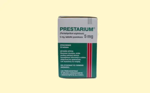 Opakowanie leku Prestarium 5 mg, stosowanego na nadciśnienie. Zawiera 30 tabletek powlekanych.